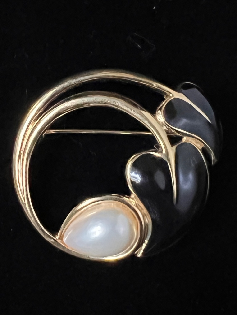 Vintage Trifari Gold Tone Black Enamel Faux Pearl Abstract Brooch